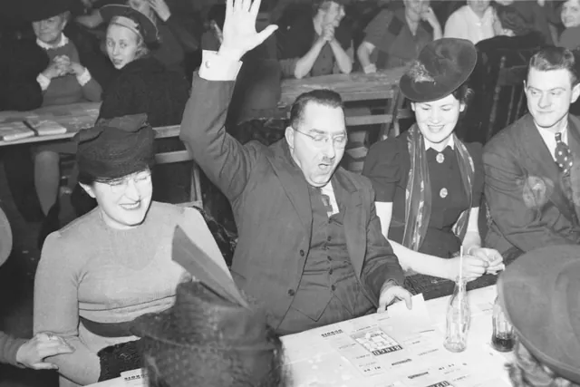 Bingo game in Montréal, 1940s